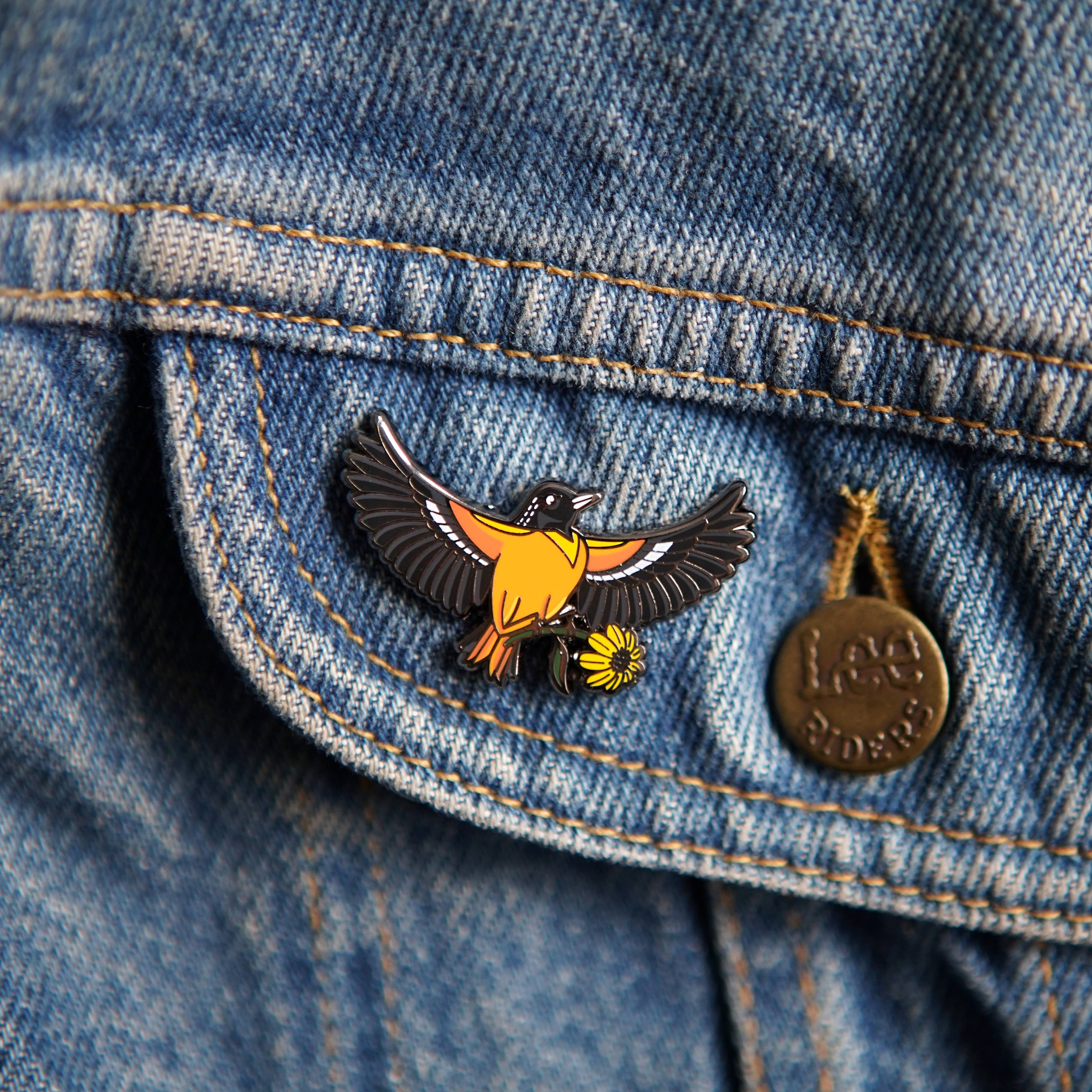 Oriole Enamel Pin
